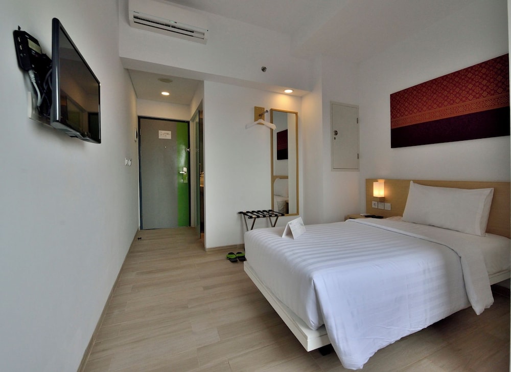 Whiz Hotel Sudirman Pekanbaru 16/36