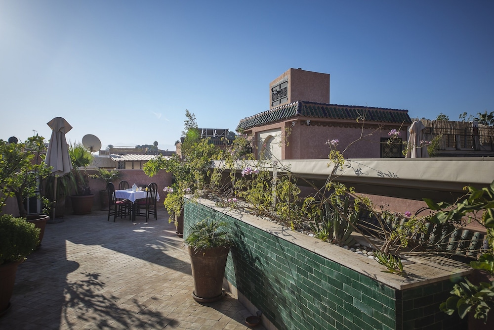 Riad Atrium 57/60