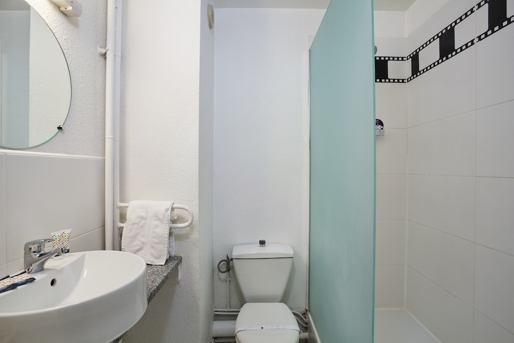 Hotel Alliance - Proche Paris 44/47