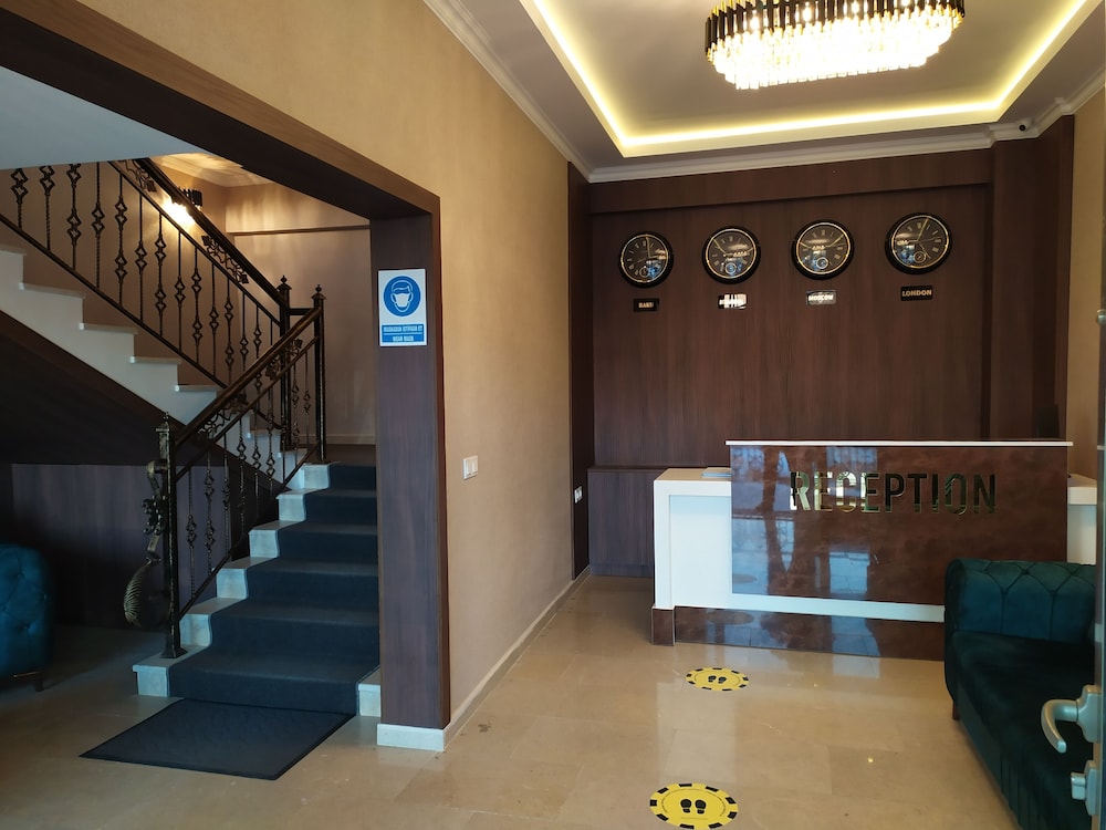 The Clocktower Hotel 4/62