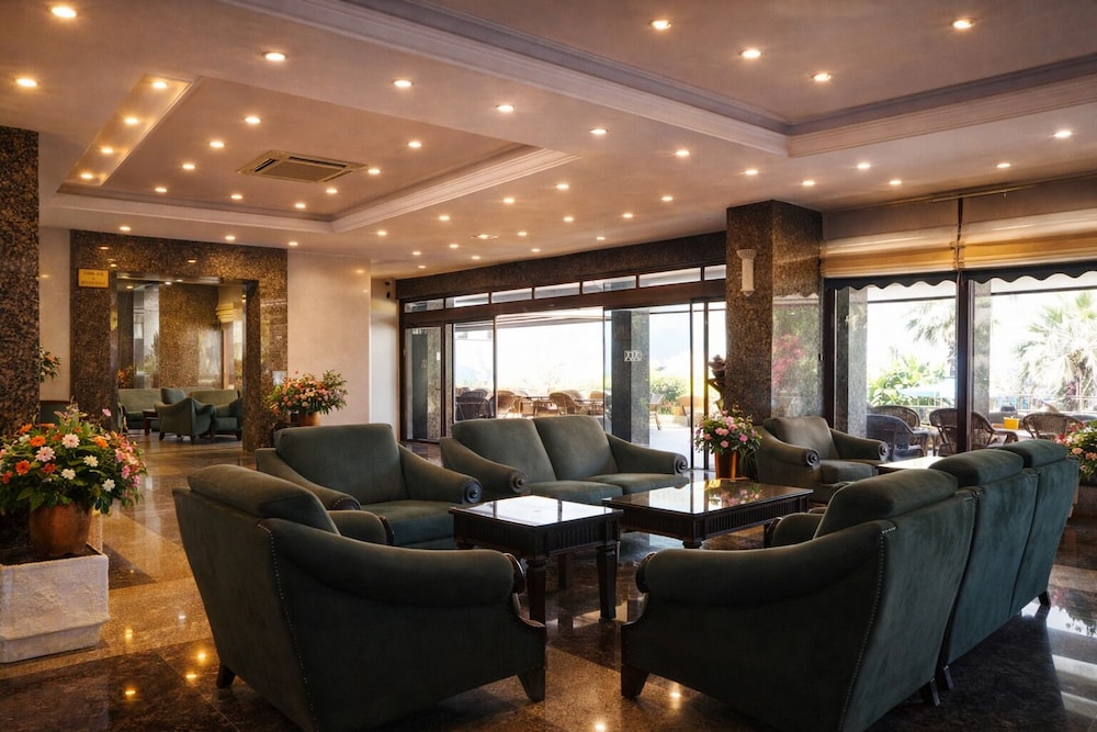 Kayhanbey Hotel 43/67