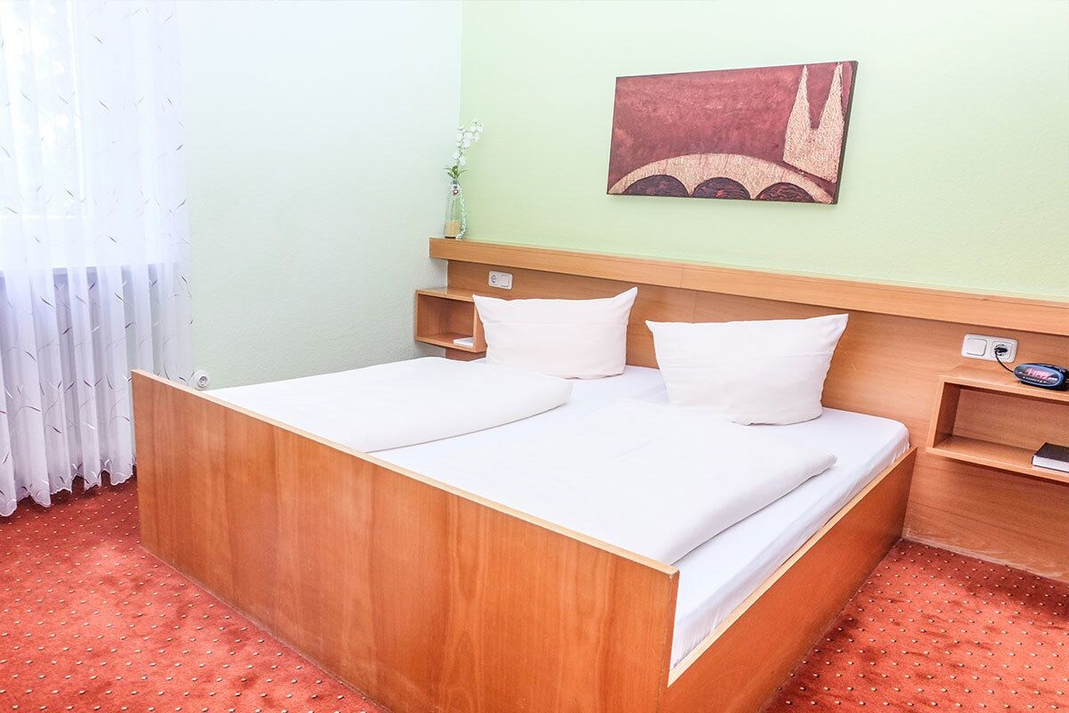 غرفة بسرير مزدوج، Hotel Restaurant Wiendl 3/6