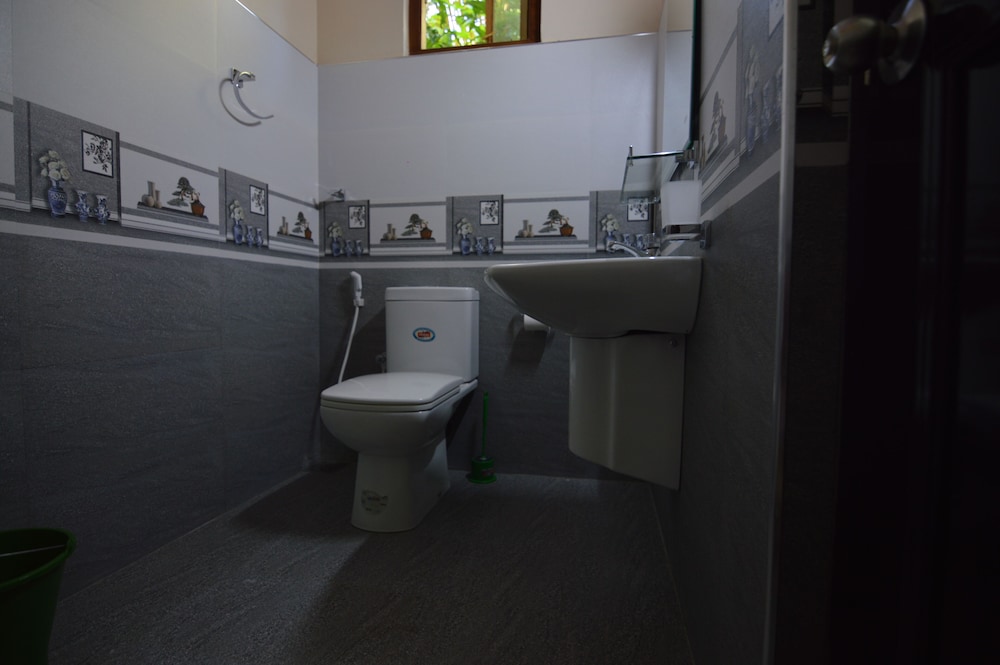 Binara Home Stay -Tourist Lodge 28/35