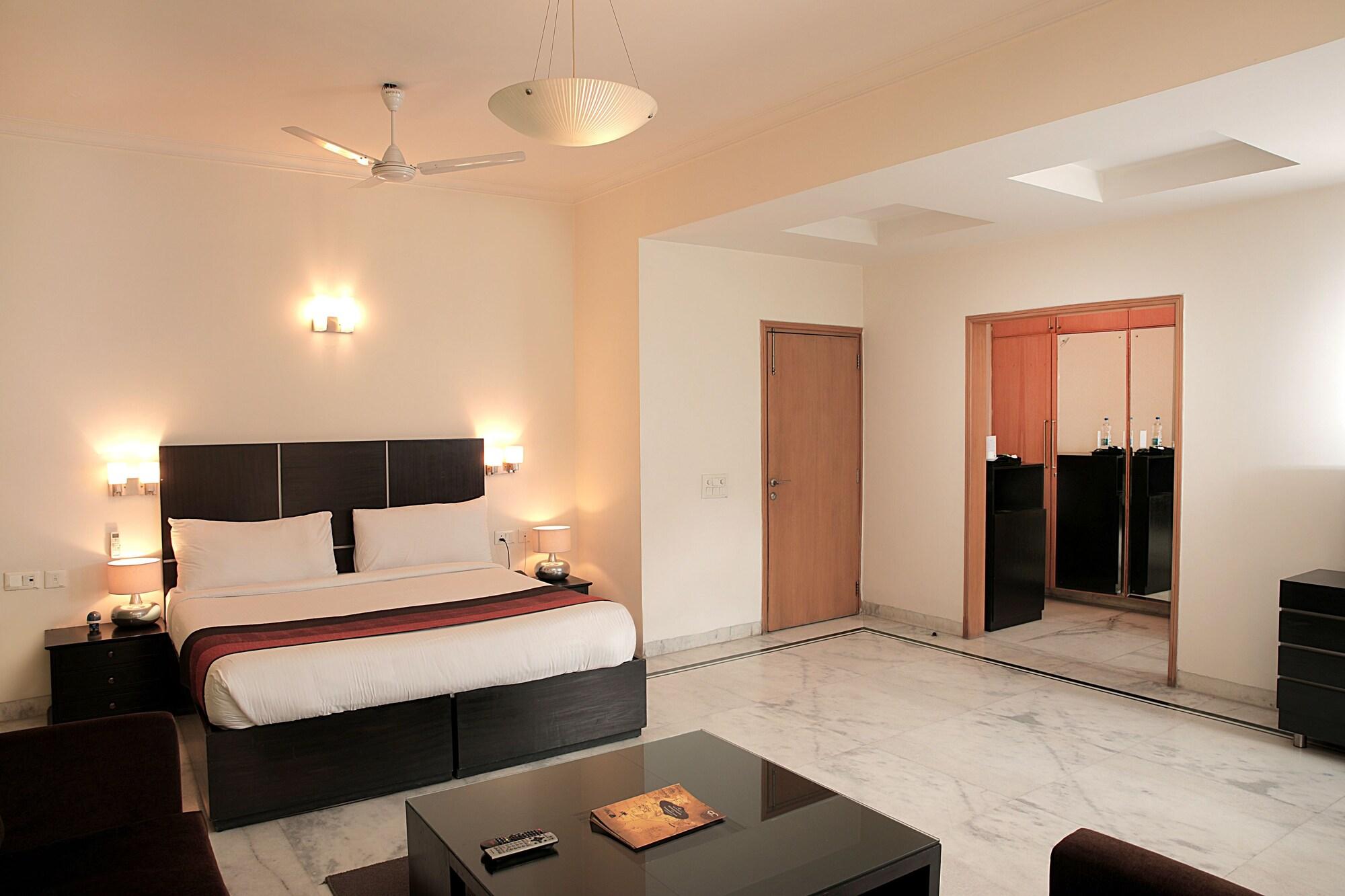 Ahuja Residency Cyber City I 5/27