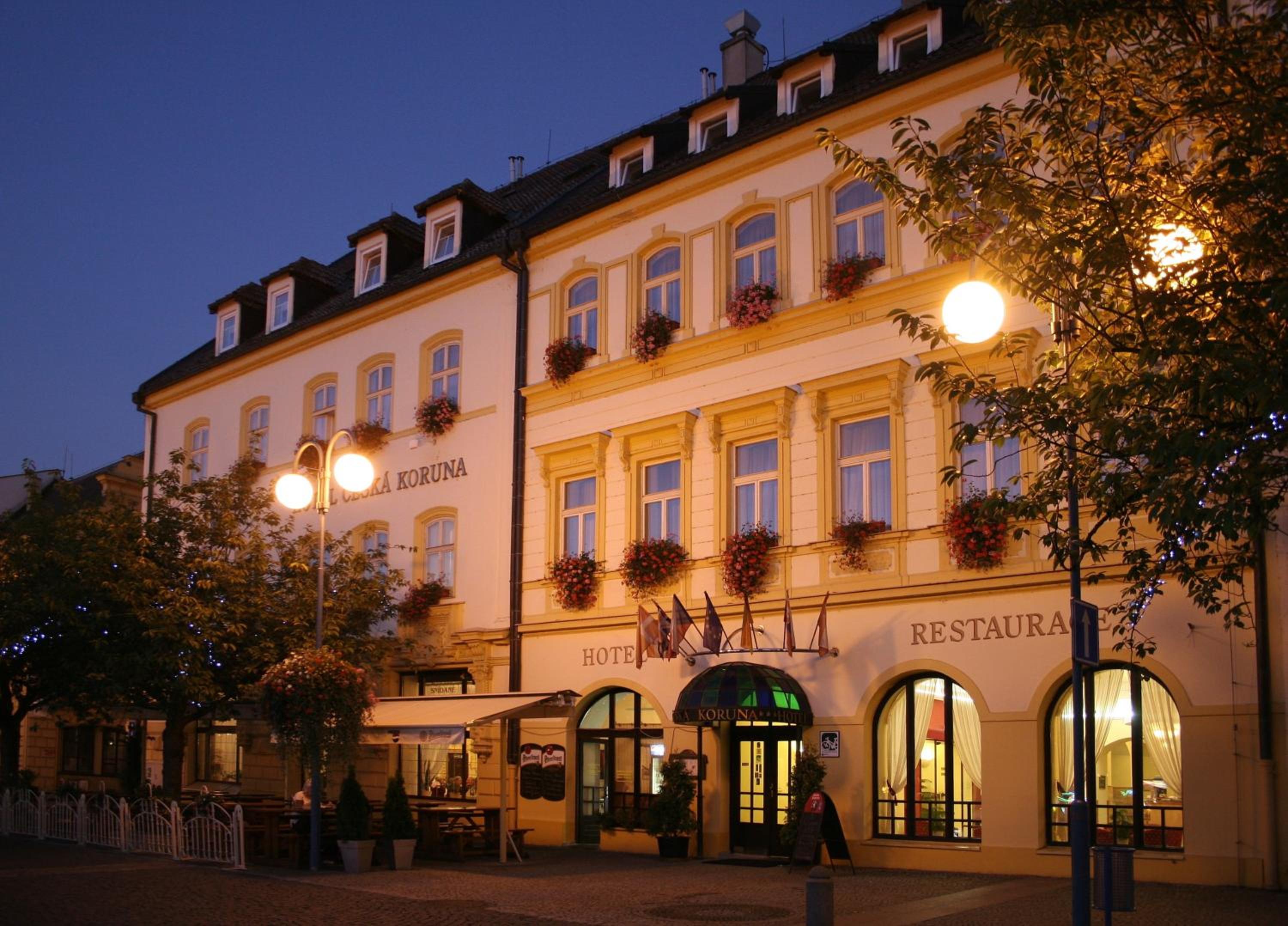 Hotel Ceska Koruna 8/76