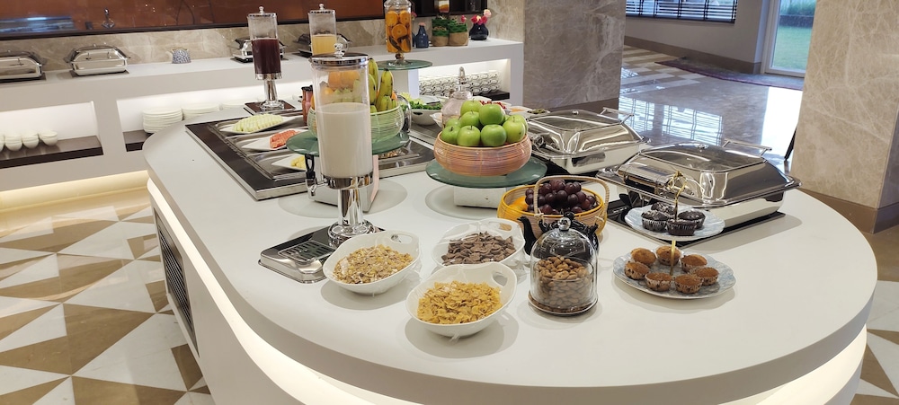 Welcomhotel By ITC Hotels Katra 37/47
