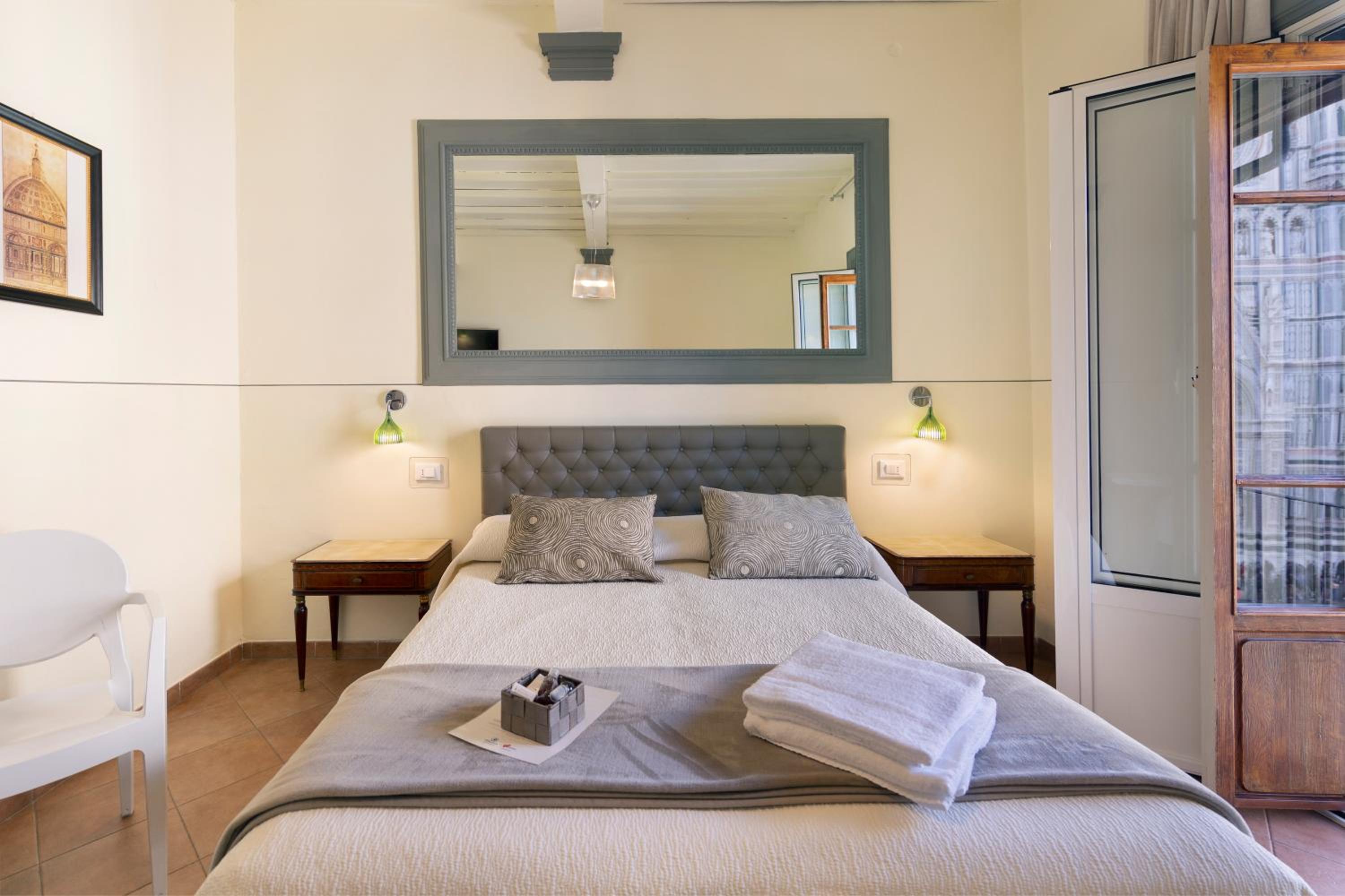 Room, Triple, Duomo View