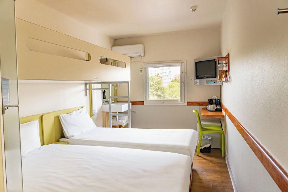 ibis budget Melbourne Airport 23/73