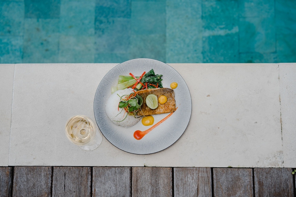 Batu Karang Lembongan Resort and Spa 74/85