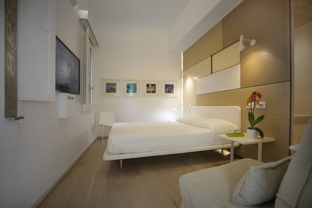 SANTACROCE LUXURY ROOMS 14/48