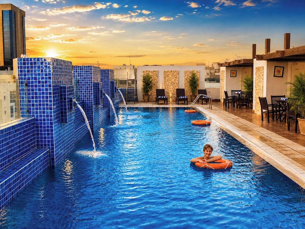 Tulip Hotel Apartment Bur Dubai 7/86