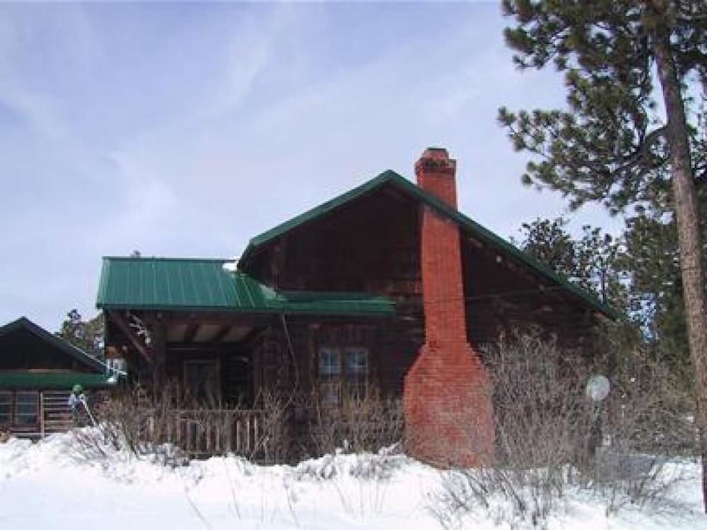 Black Forest B&B Lodge & Cabins 1/49