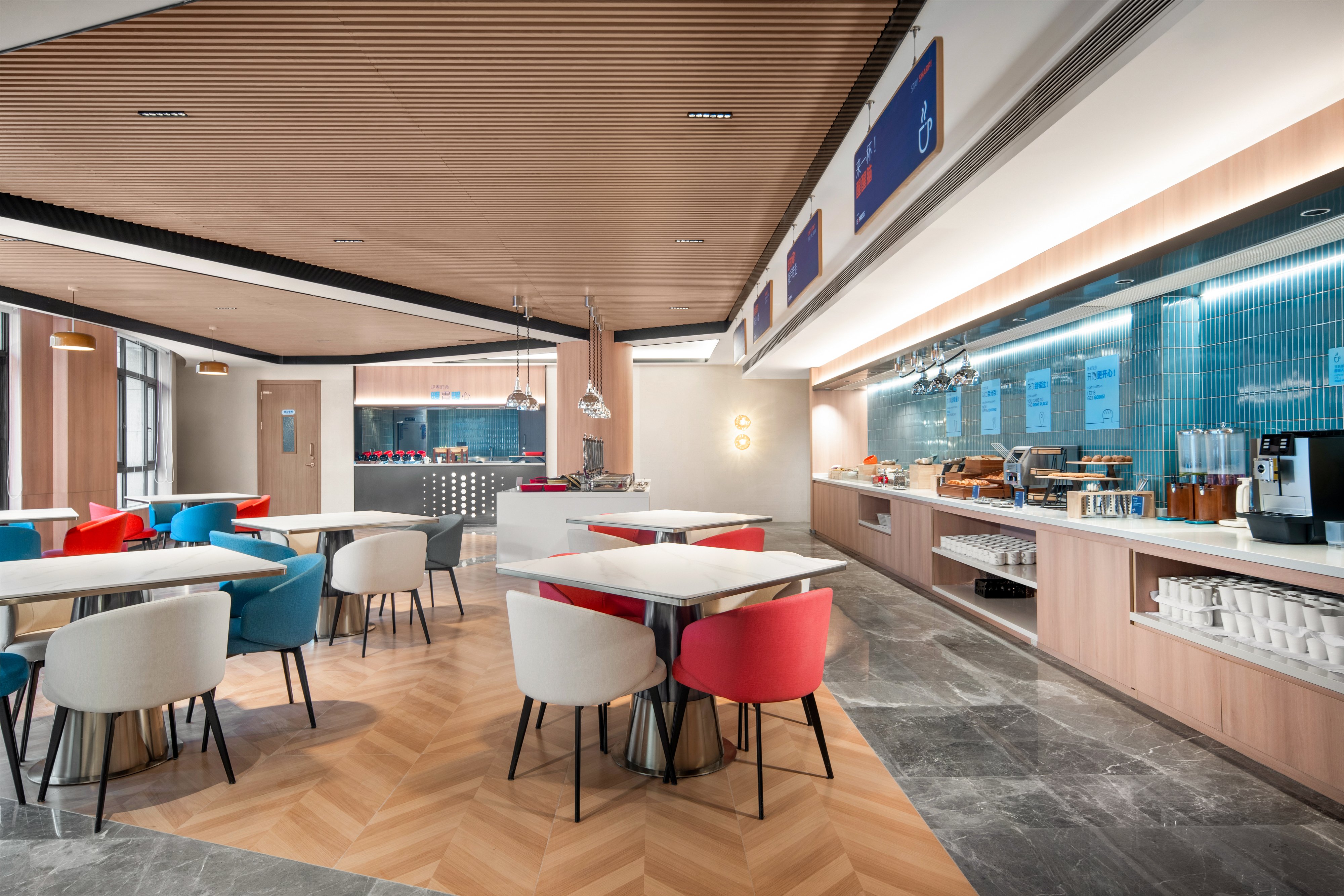 Holiday Inn Express Chongqing Tongliang 33/50
