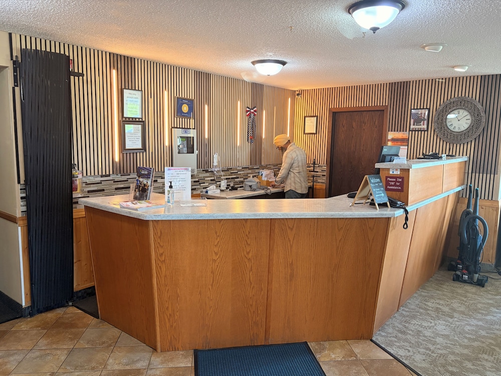 East Grand Inn Grand Forks ND I 29 7/64
