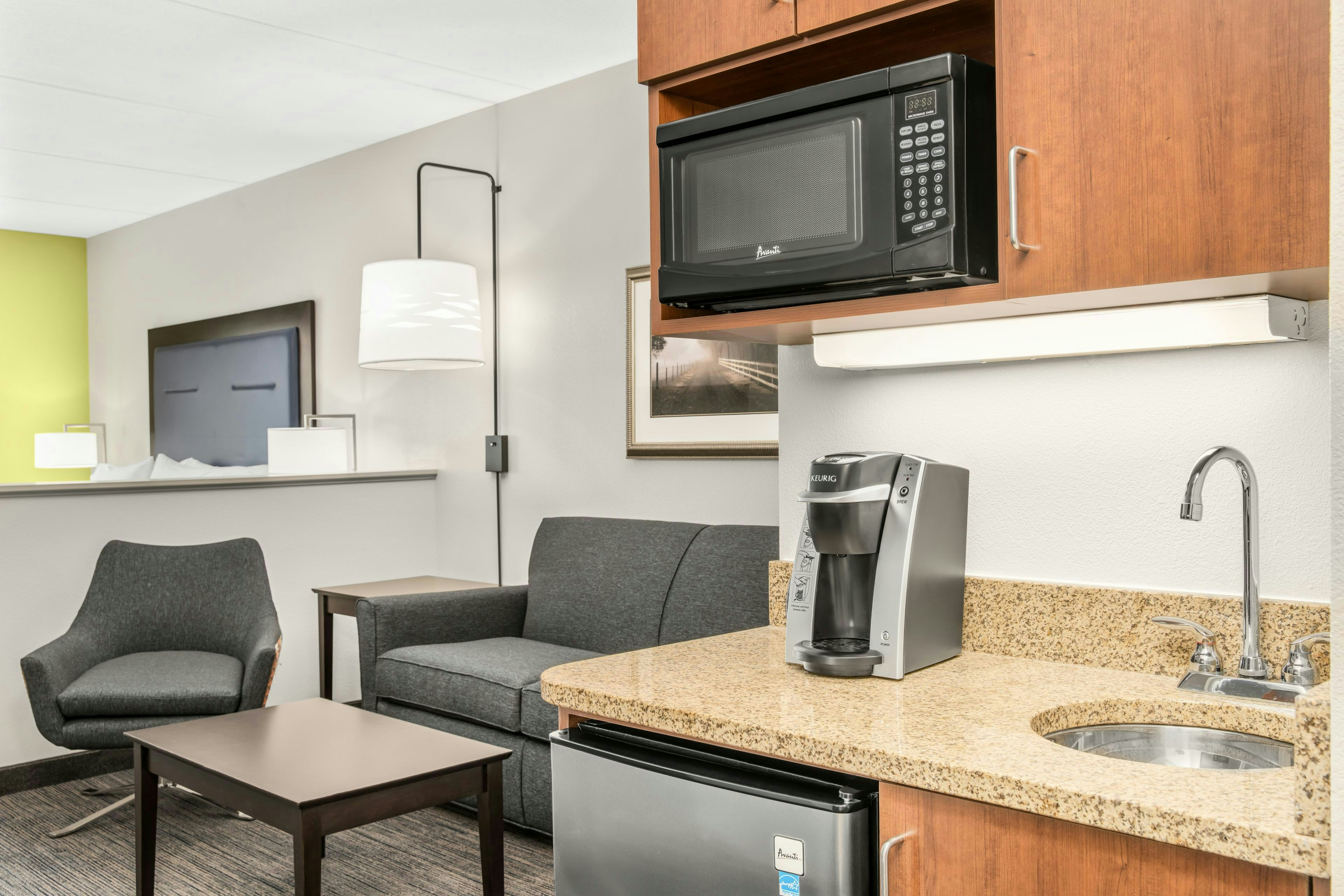 Holiday Inn Express Hotel And Suites Wilmington Newark 63/72