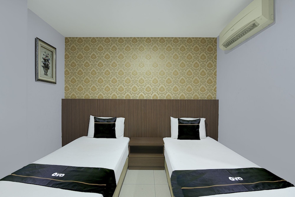 Hotel O Hotel Hamilas 35/60