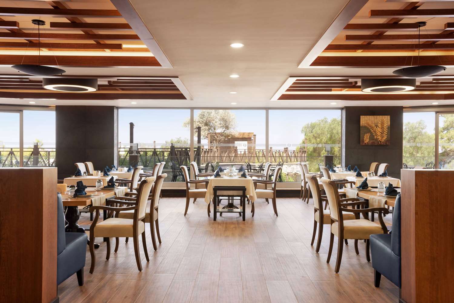 Ramada Hotel and Suites by Wyndham Kusadasi 41/47