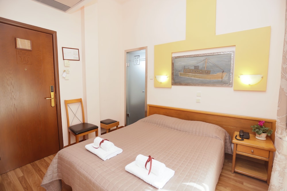 AEGEON HOTEL 23/50