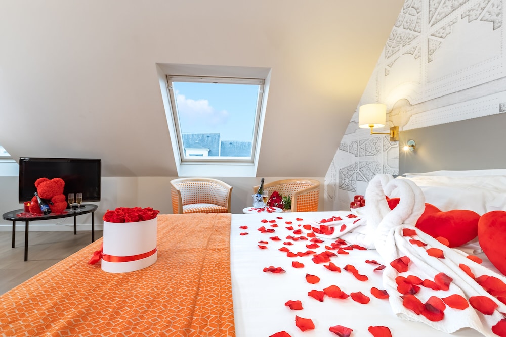 Hotel Montbriand Antony 4/44