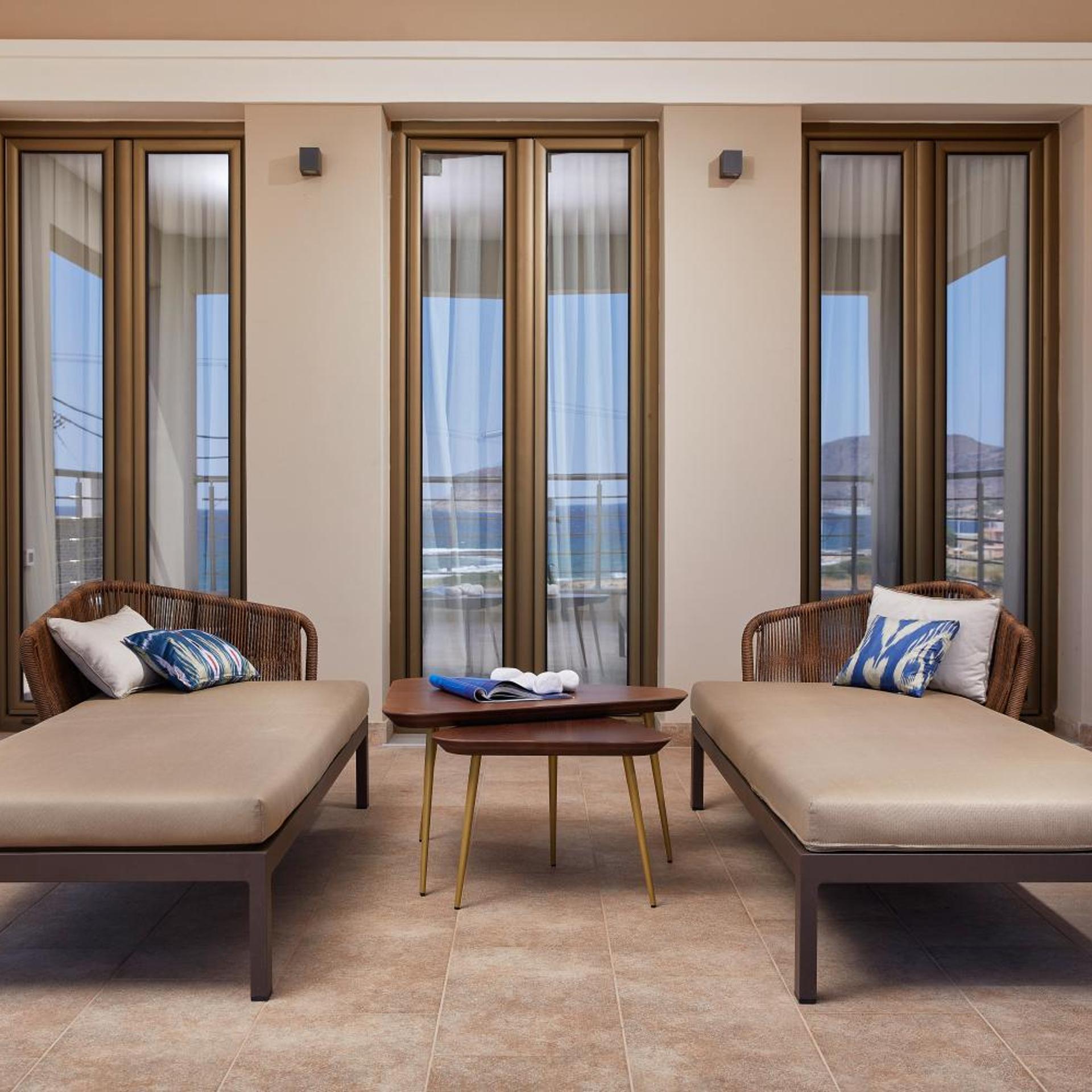 Sempre Viva Suites 12/45