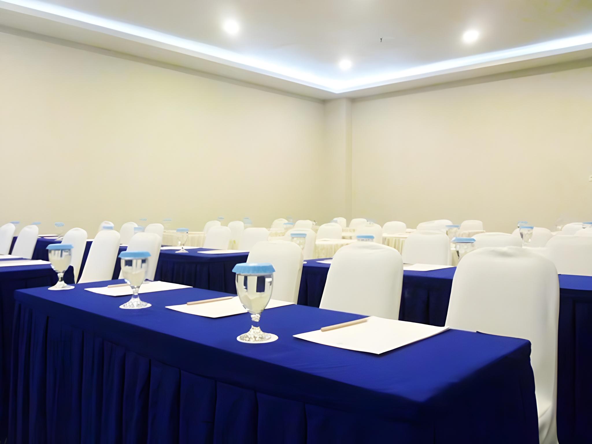 Zenith Hotel Kendari 31/43