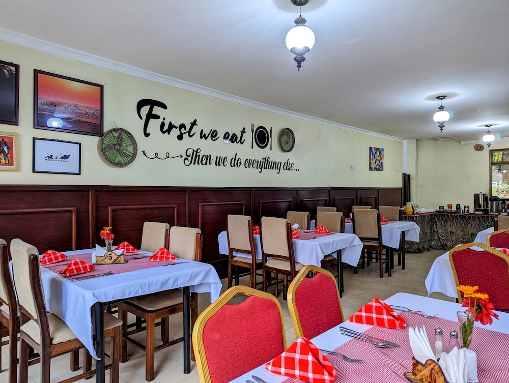 Mvuli Hotel 42/64