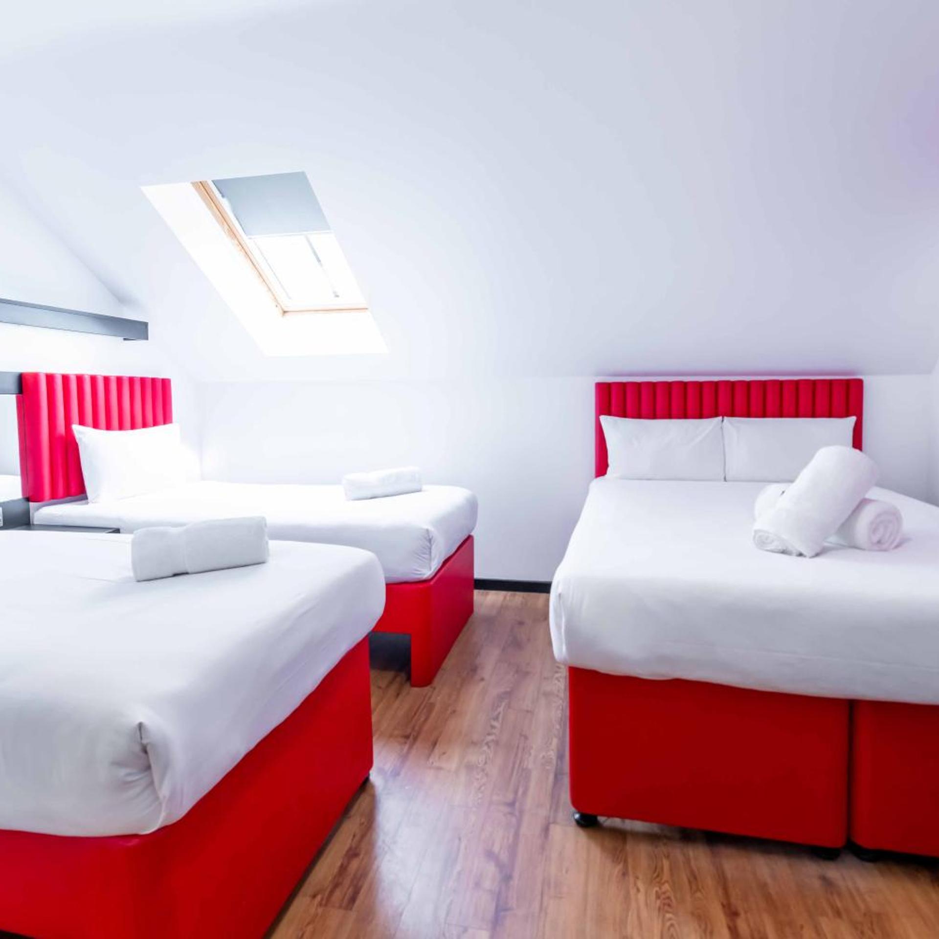 غرفة سوبيريور رباعية، easyHotel Newcastle City Centre 4/10