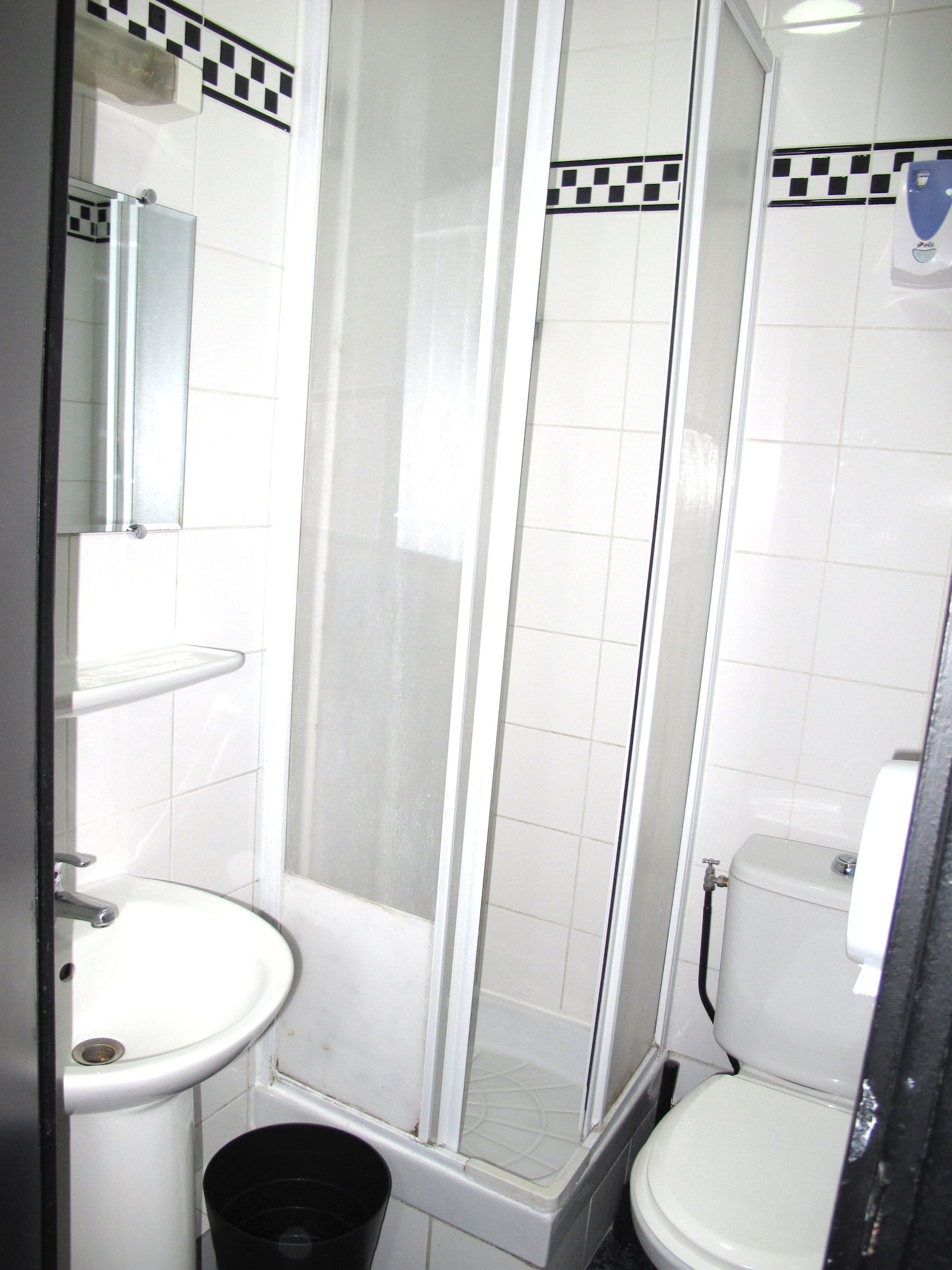 MIXED DORM, CLASSIC, TRIPLE, PRIVATE BATHROOM