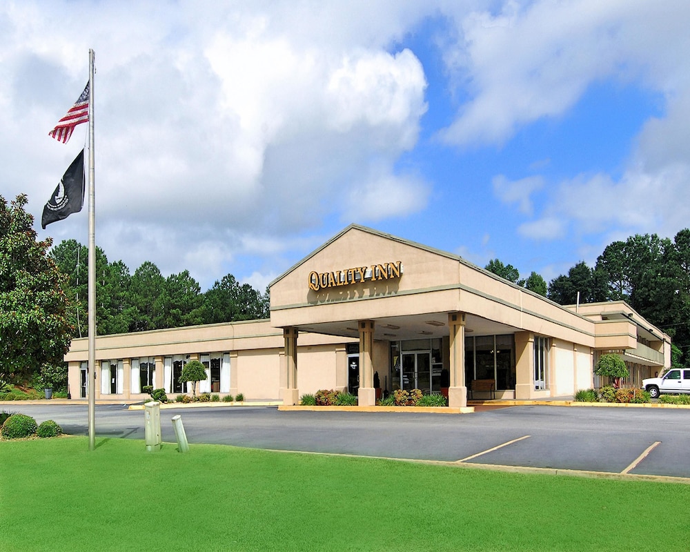 Quality Inn Americus 1/40