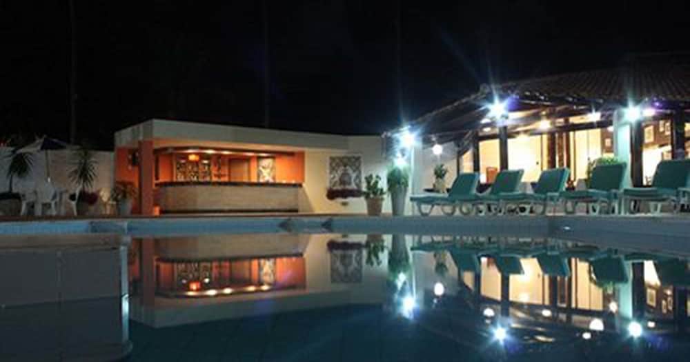 Girassol Hotel 2/62