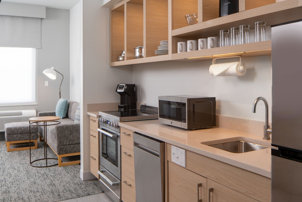 Towneplace Suites Pensacola West I-10 19/27