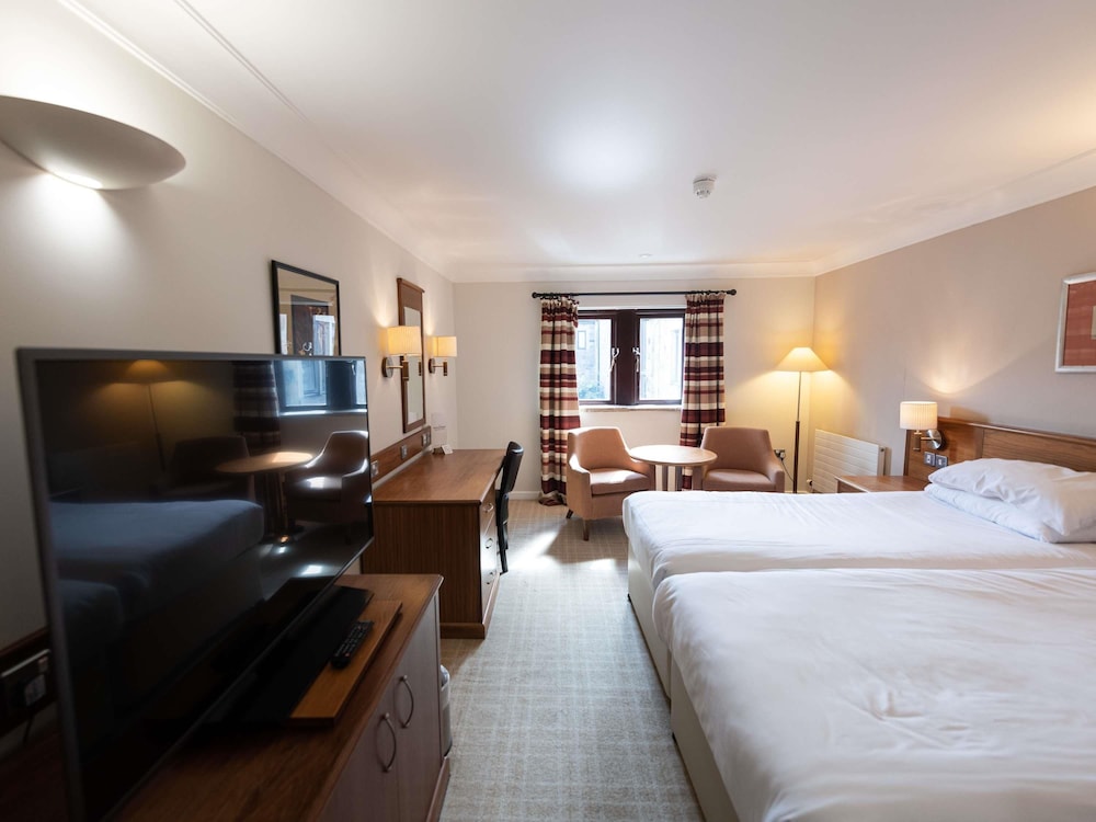 Mercure Barnsley Tankersley Manor Hotel 18/74