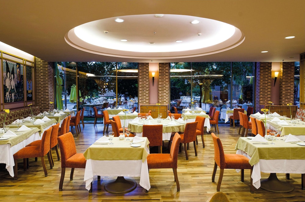 Gloria Verde Resort and Spa 32/50