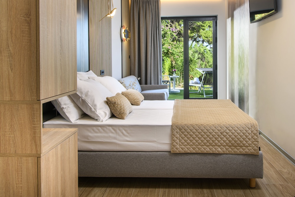 Via Mare Luxury Rooms 3/21