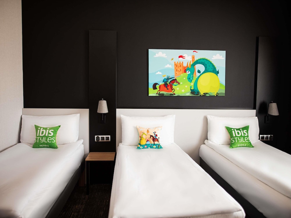 غرفة قياسية بثلاثة أسرّة، Ibis Styles Grudziadz 4/10