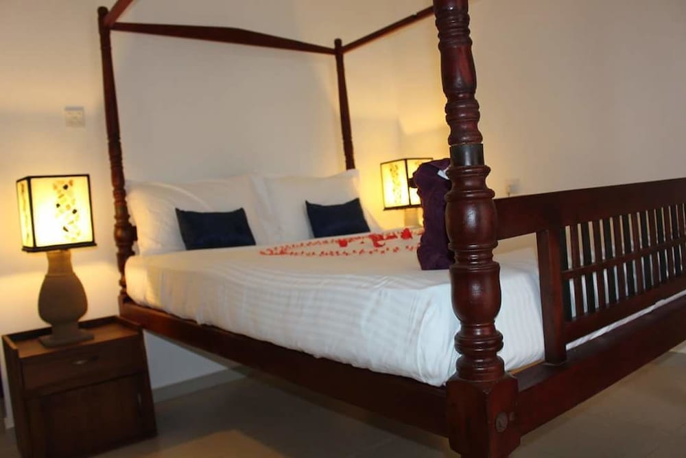 Kapuru Hotel Villa 15/36