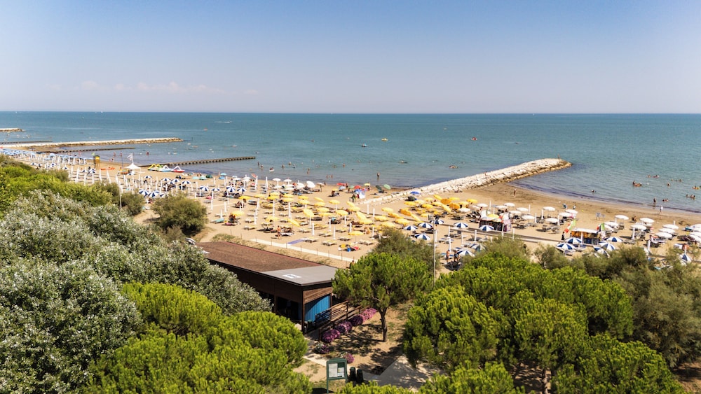 HOTEL MAREGOLF 40/46