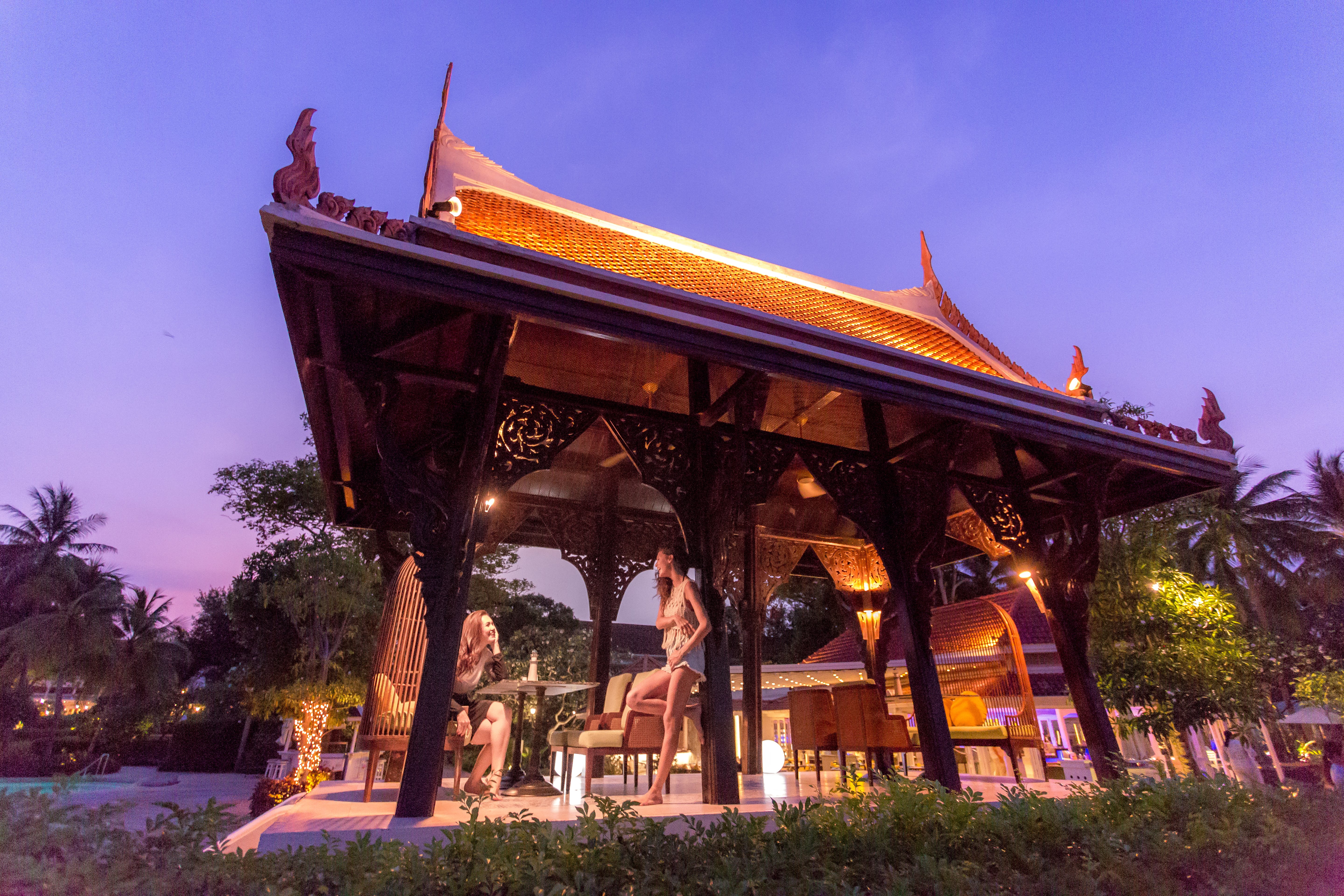 Centara Grand Beach Resort Hua Hin 2/81