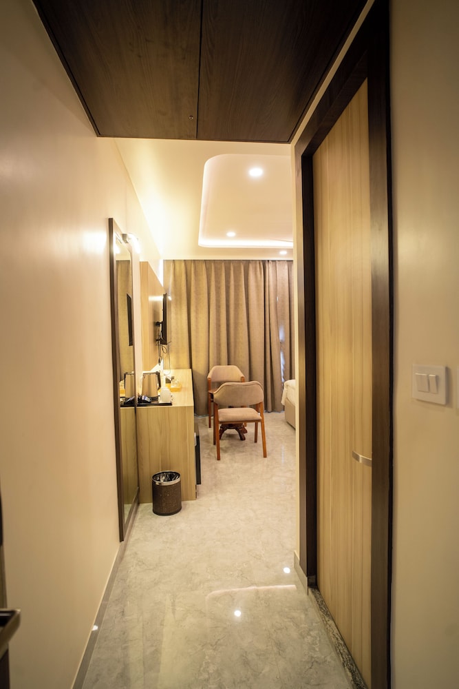 Mastiff Select Medha Plaza, Deoghar 16/30