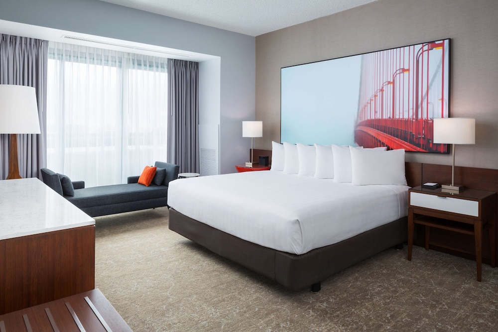 Hyatt Regency San Francisco Airport 24/79