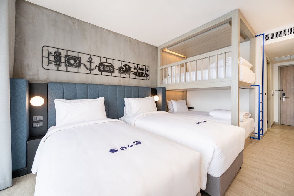 Kokotel Phuket Nai Yang 17/50