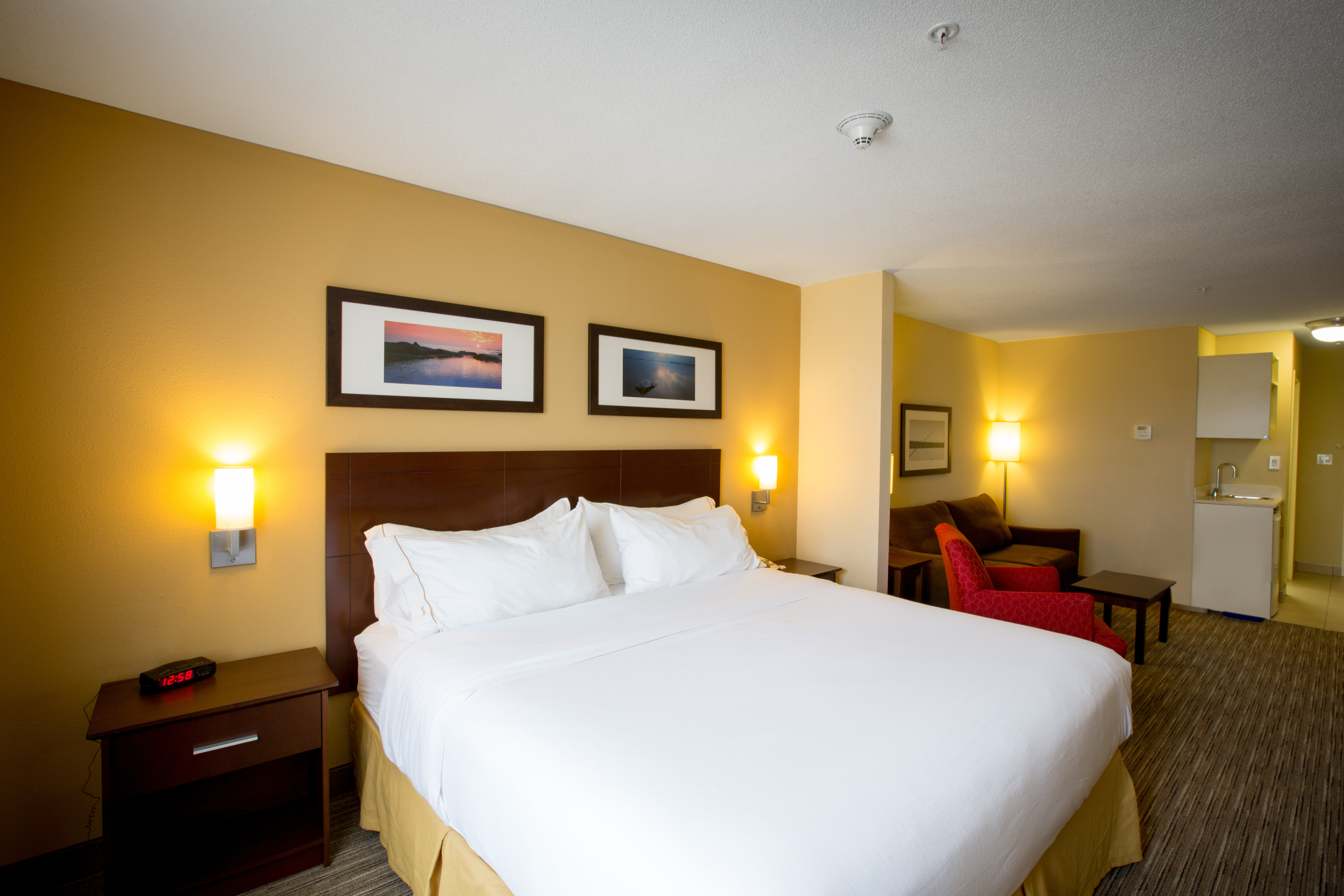 Holiday Inn Express Stellarton New Glasgow 15/50