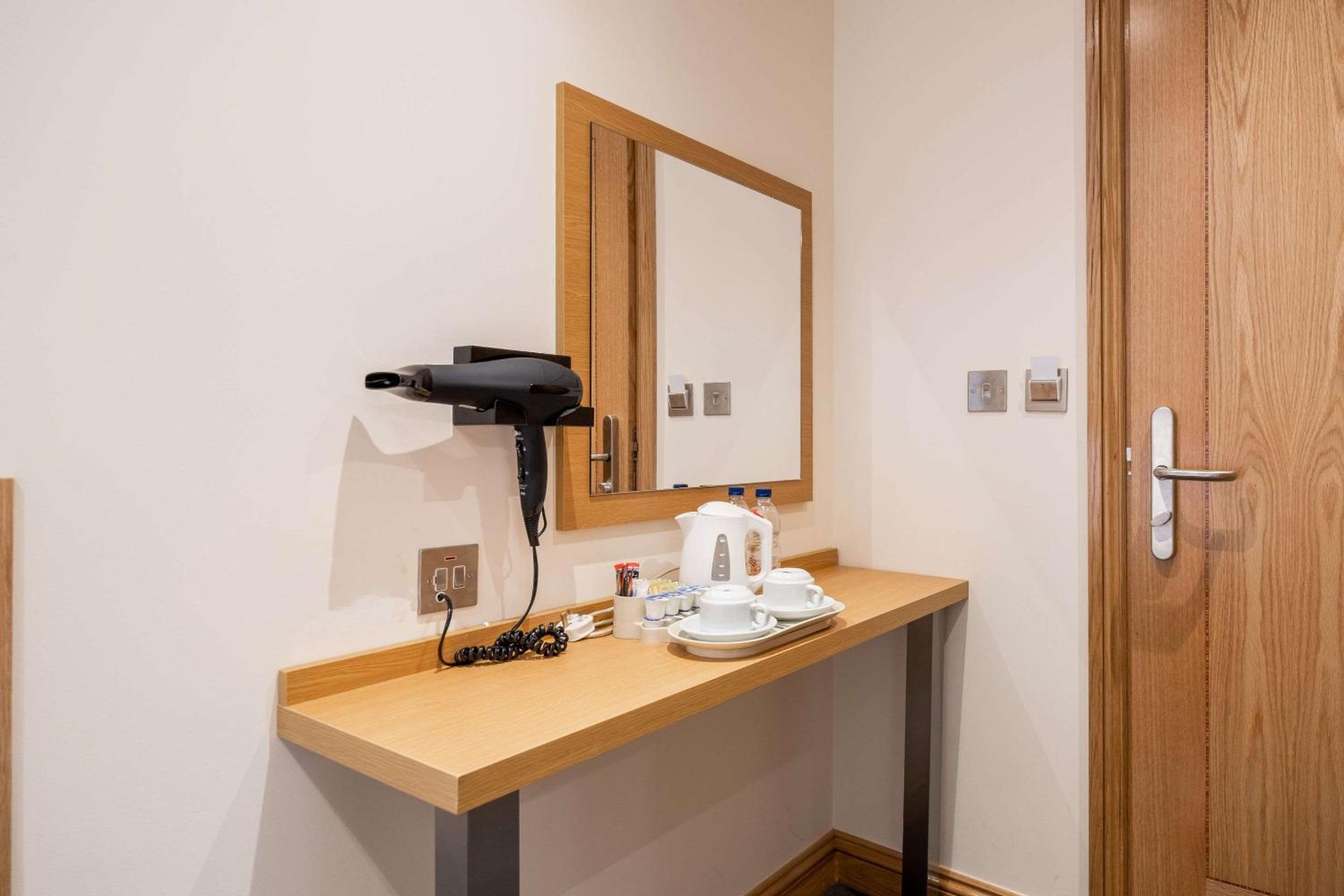 غرفة سوبيريور بسرير مزدوج، Comfort Inn Hyde Park 5/7