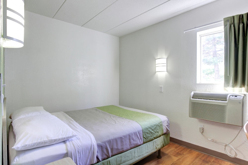 Motel6 Portland, ME 35/66