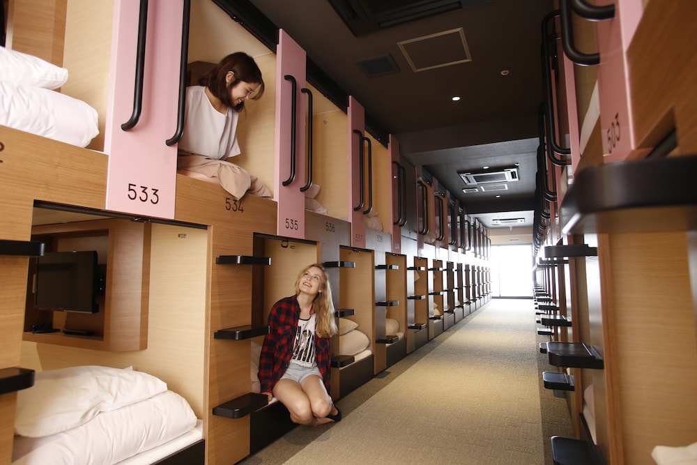 Y's Cabin Osaka Namba 28/36