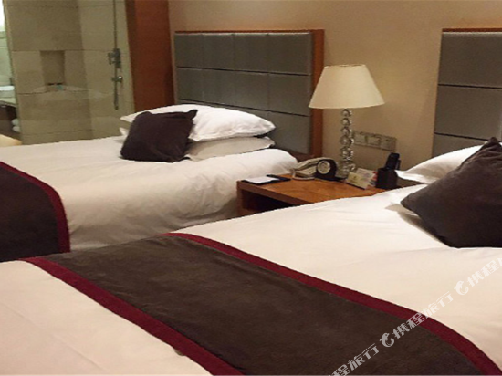 Nankang Grand Hotel 8/15