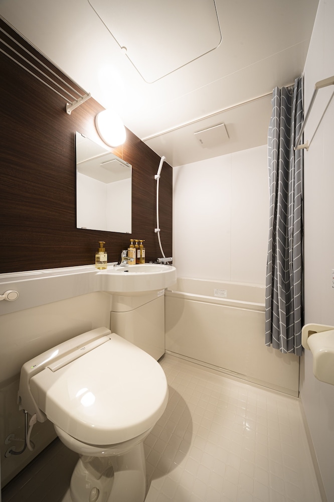 R Hotel Namba South 49/50