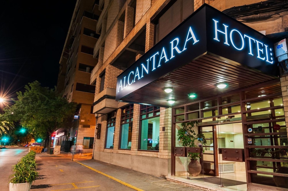 Hotel Alcantara 1/24