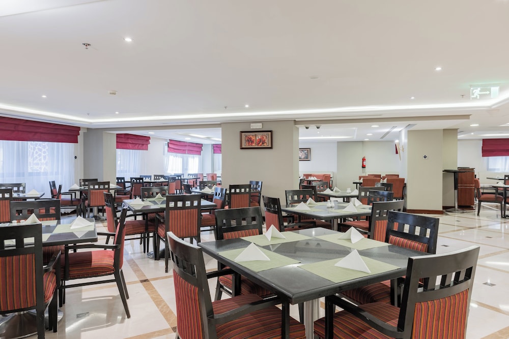 فندق العقيق المدينة(Millennium Al Aqeeq Hotel) 34/49