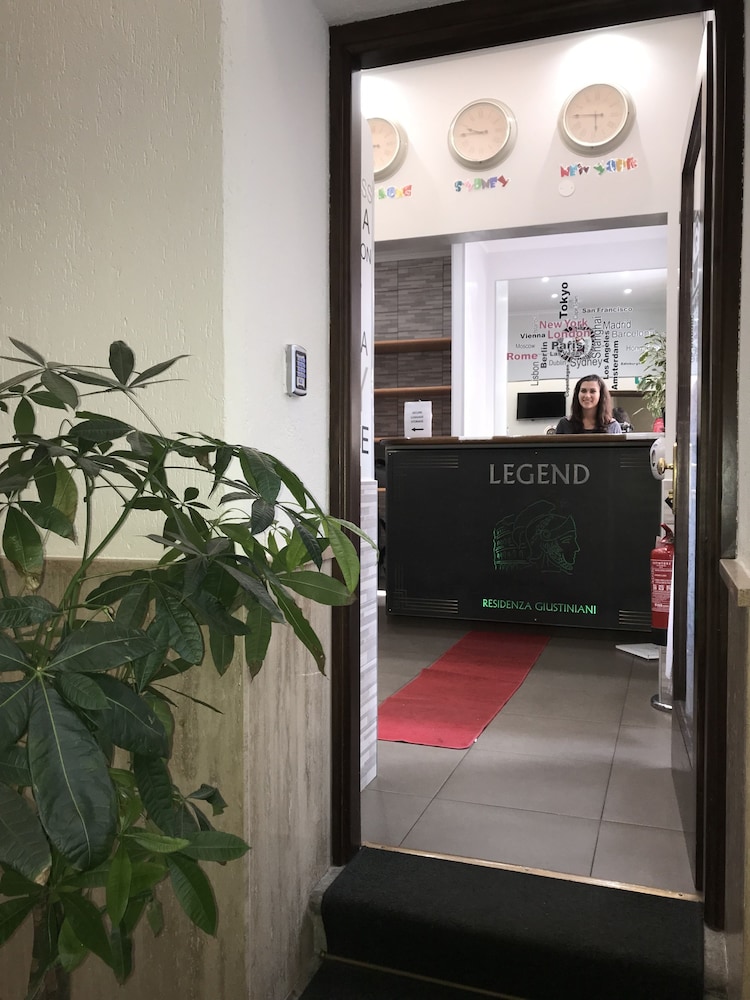 Legend R G 9/98